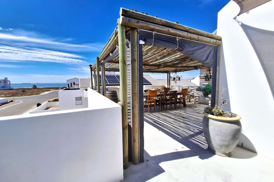 3 Bedroom Property for Sale in Sandy Point Western Cape